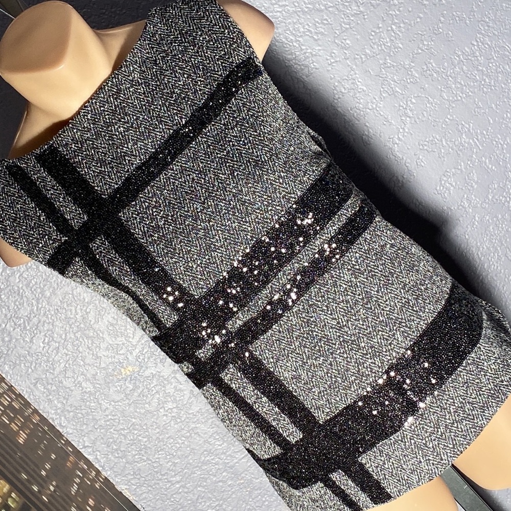 Banana Republic Gray Tweed Sequin-Trim Sleeveless Shell